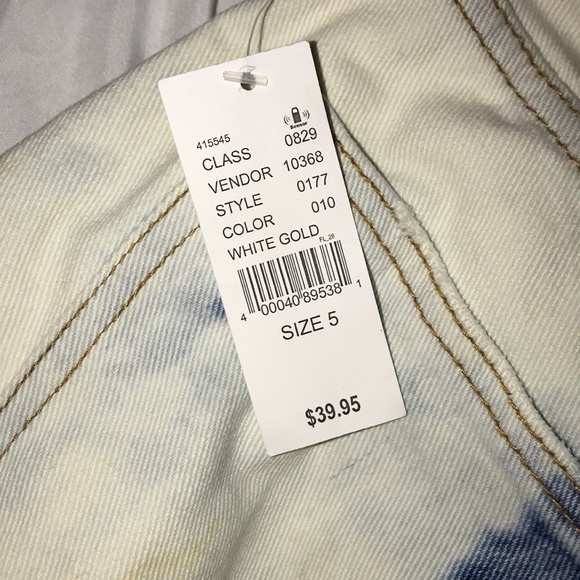 PACSUN Mom Short! - Picture 4 of 4